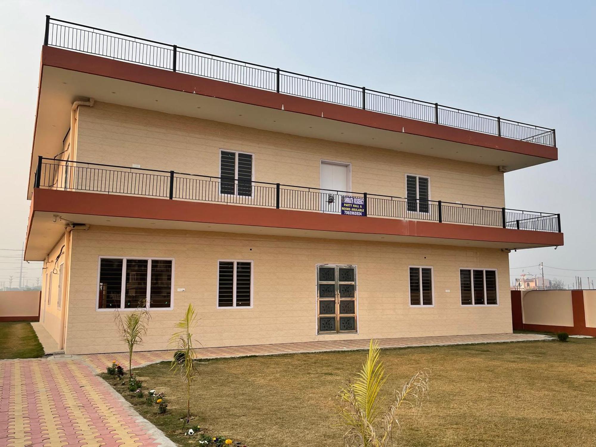 Готель Shrinath Residency Велика Нойда Екстер'єр фото