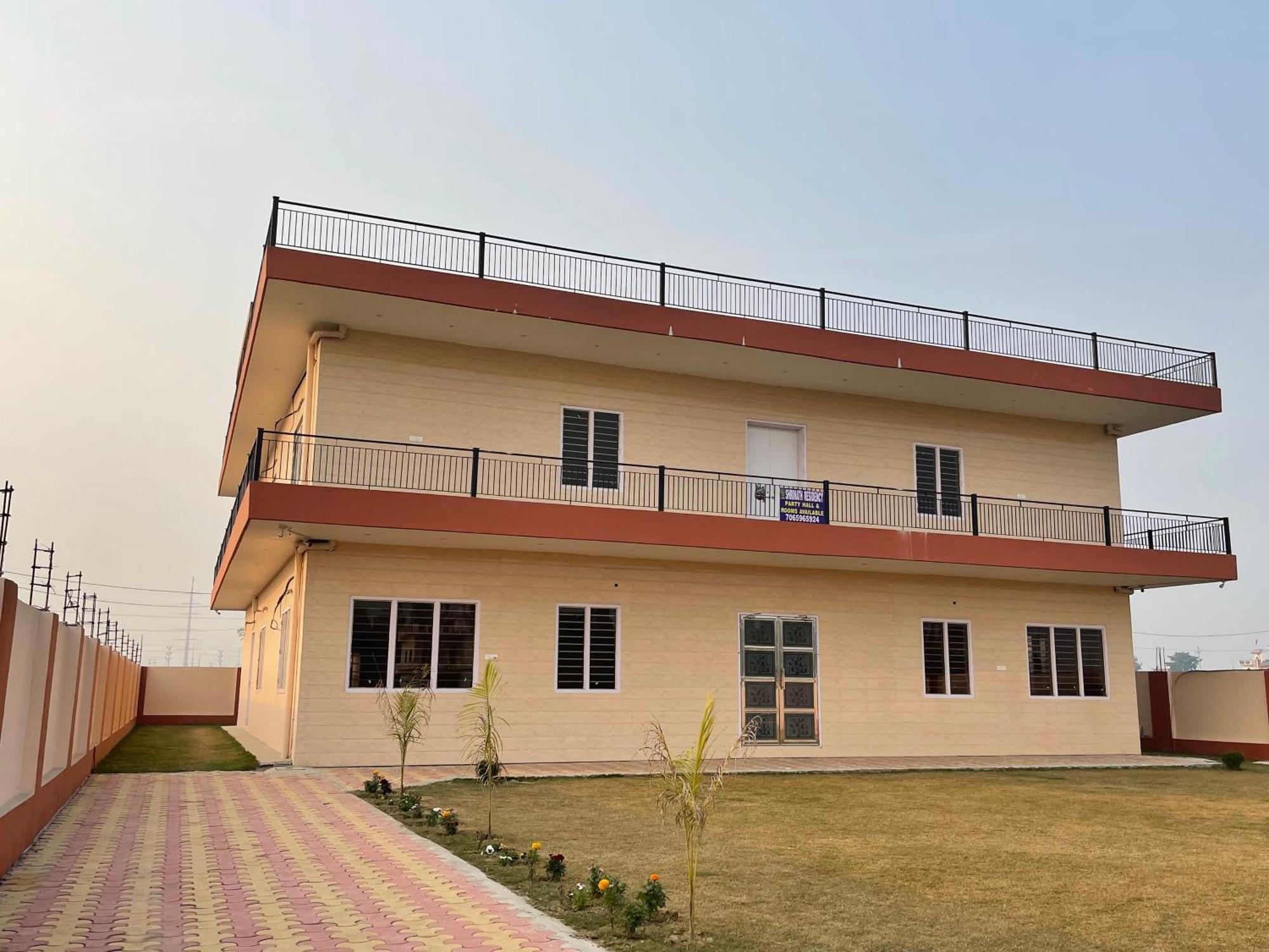 Готель Shrinath Residency Велика Нойда Екстер'єр фото